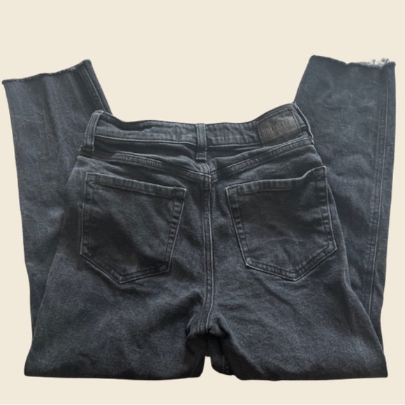 Hollister Ultra High Rise Mom Jeans Size 2 - Picture 5 of 5